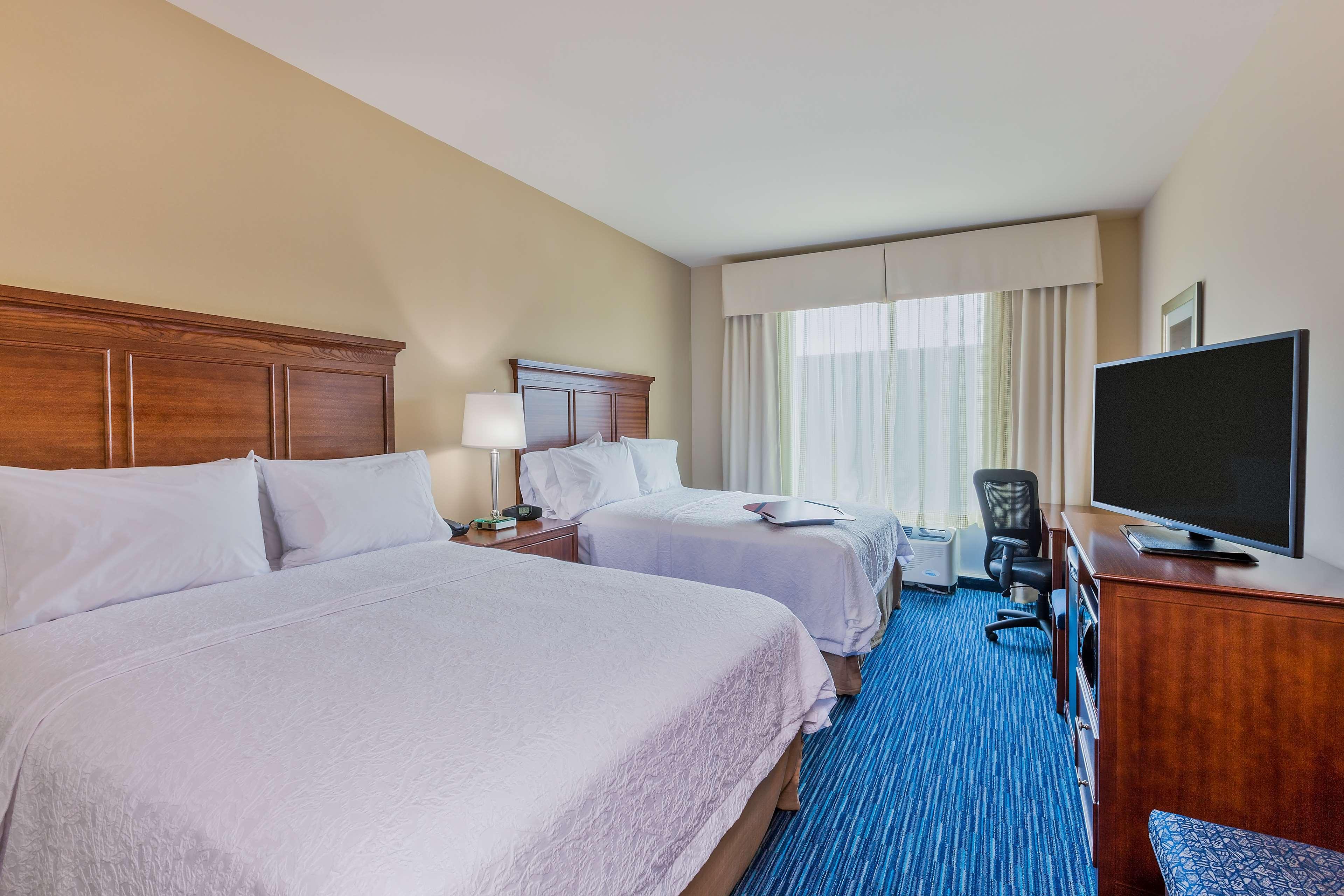 Hampton Inn & Suites Owensboro Downtown Waterfront Exteriör bild