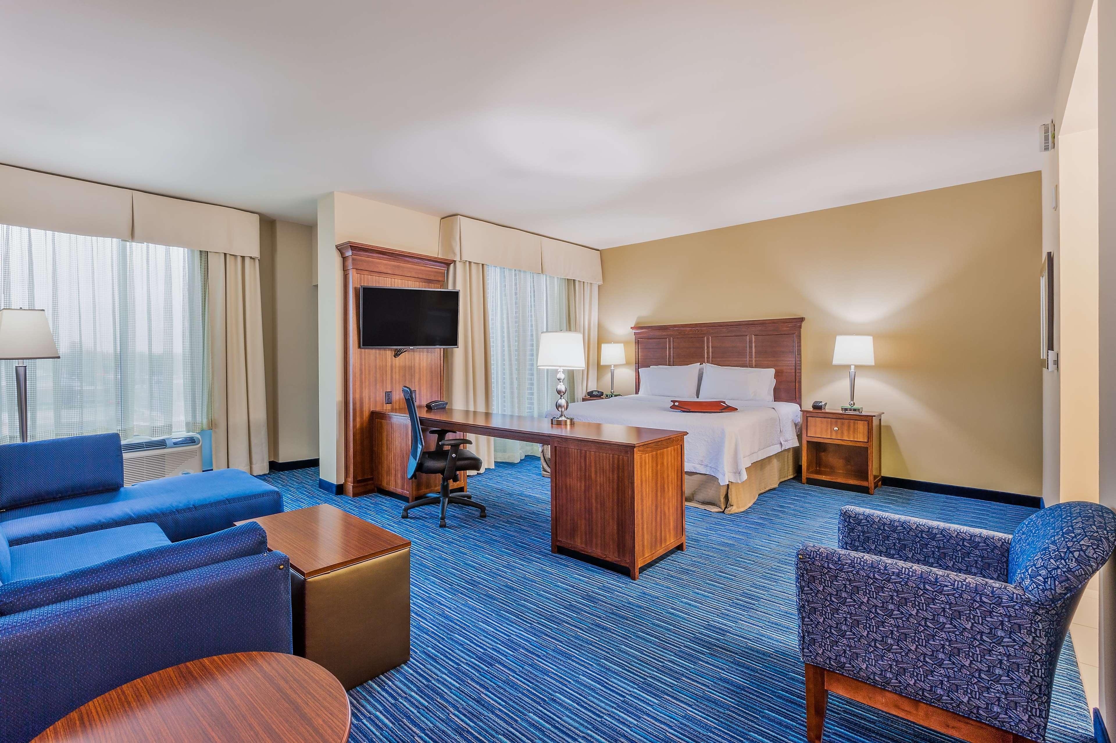 Hampton Inn & Suites Owensboro Downtown Waterfront Exteriör bild